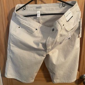 New With Tags, Women’s Size 16 Purple & More Shorts With Stripes